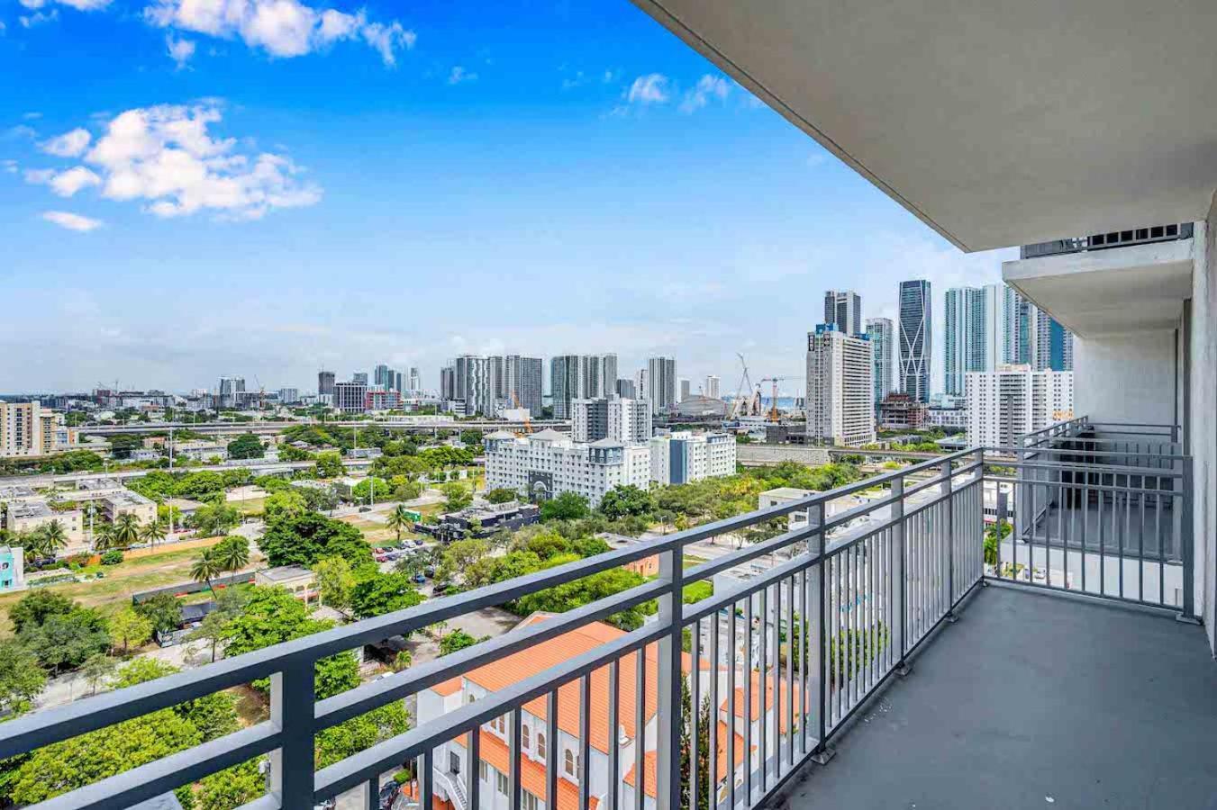 Ferienwohnung Amazing 3 Bed Unit In Dwntwn Miami With Free Parking Exterior foto
