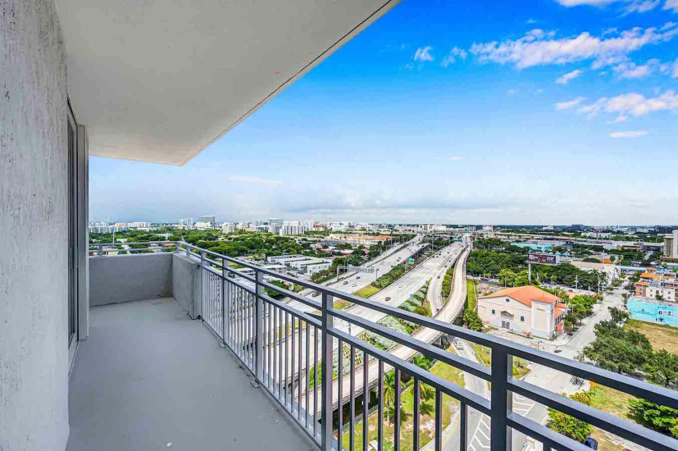 Ferienwohnung Amazing 3 Bed Unit In Dwntwn Miami With Free Parking Exterior foto